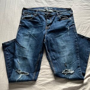Old Navy Rockstar Super Skinny jeans, size 14